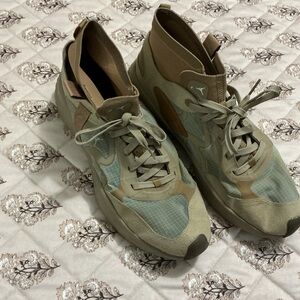 Jordan Olive and Tan Casual Sneakers
